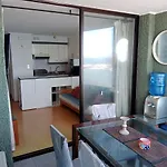 Frente Al Mar